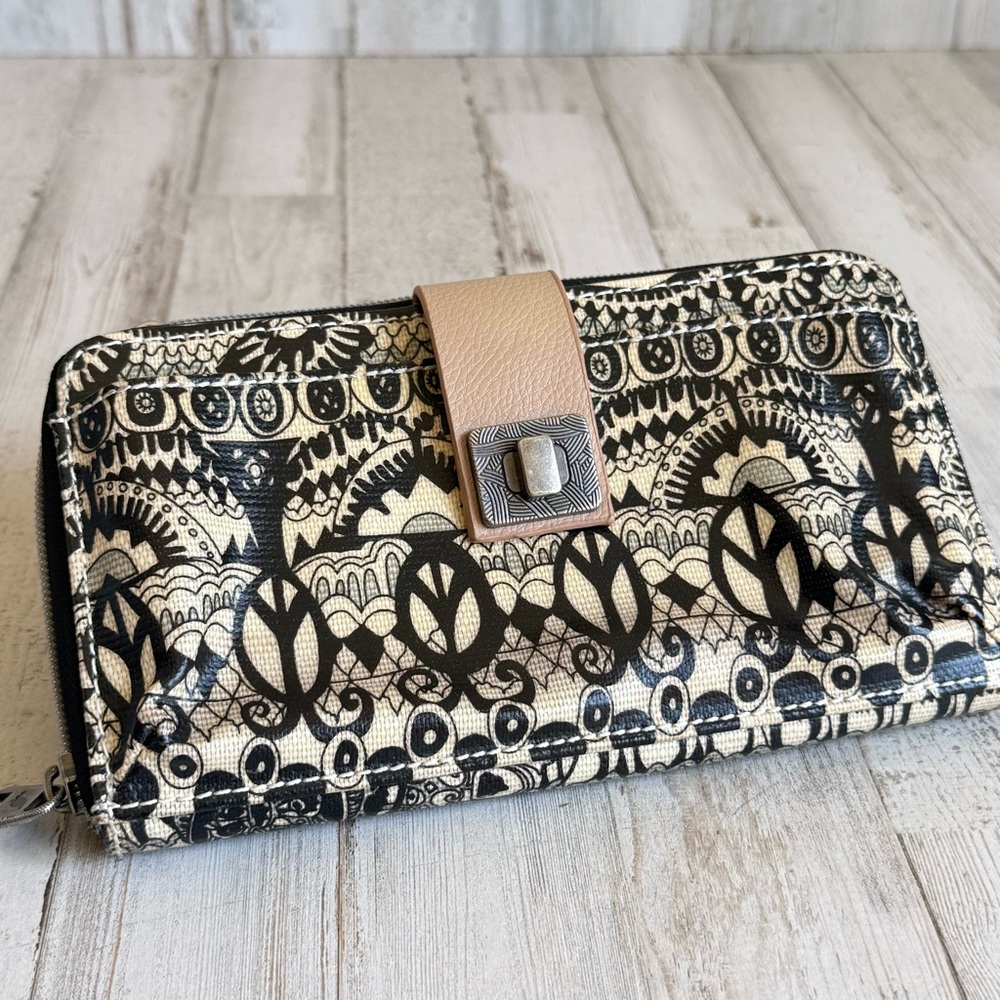 Sak Roots Wallet